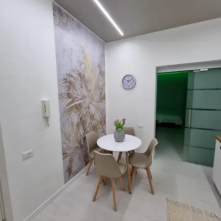 Crihana Apartament *